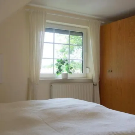 4 Personen Ferienhaus, Garten Mit Zaun Und Tor Otterndorf